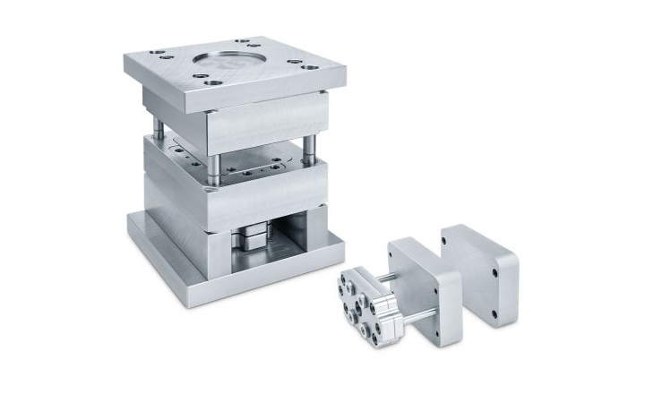 بررسی ۶ تفاوت قالب سیلیکونی و قالب تزریق پلاستیک
